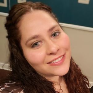 Meet your Posher, Gena